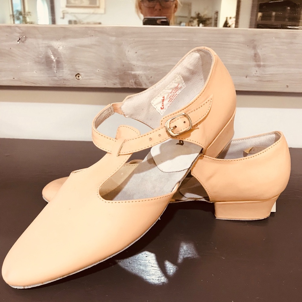 Sansha TE2 teachers shoe creme 12m
